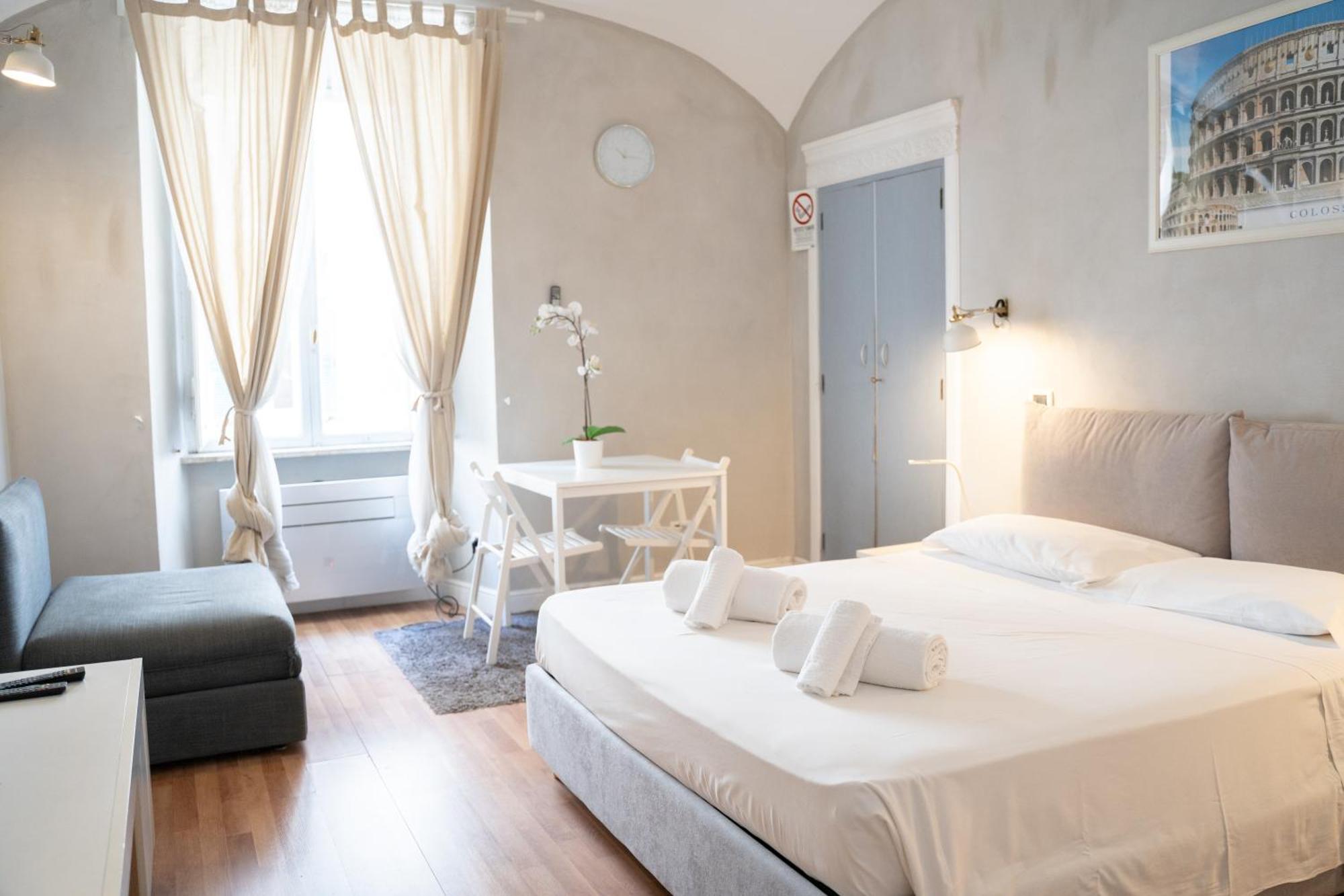 Key Apartment San Giovanni Рим Екстер'єр фото