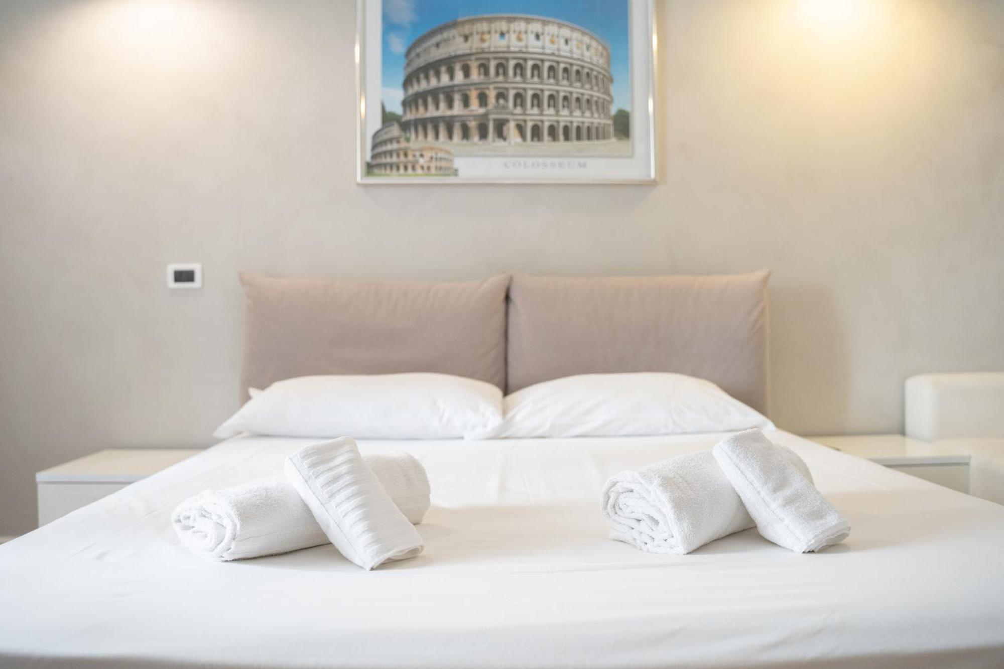 Key Apartment San Giovanni Рим Екстер'єр фото
